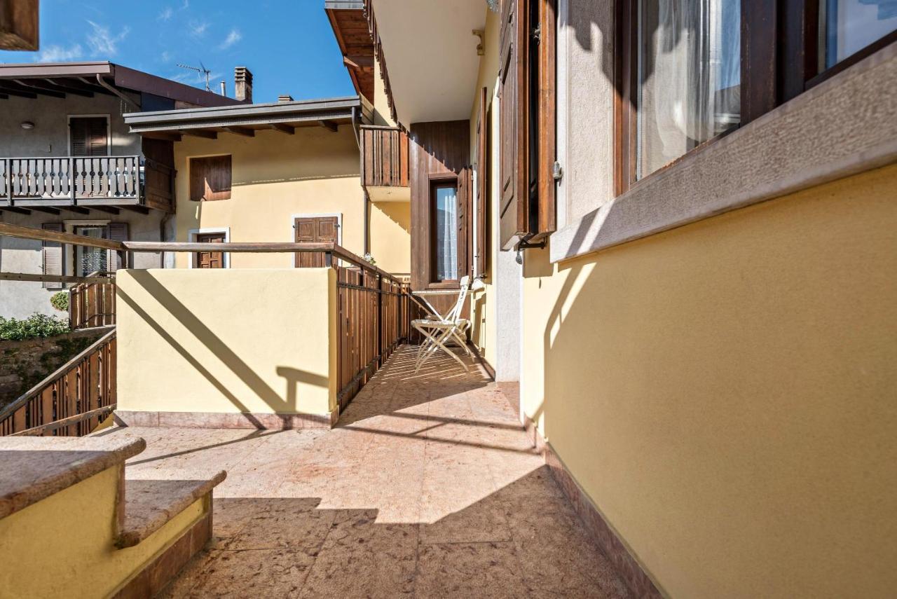 Casa Forni Apartment Torbole Sul Garda ภายนอก รูปภาพ